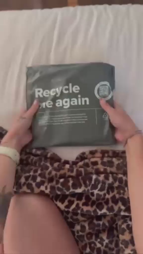 GMO customer unboxing video